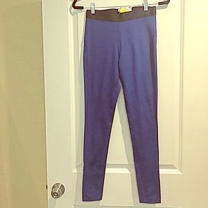 NWT Nike navy blue dri-fit workout legging medium